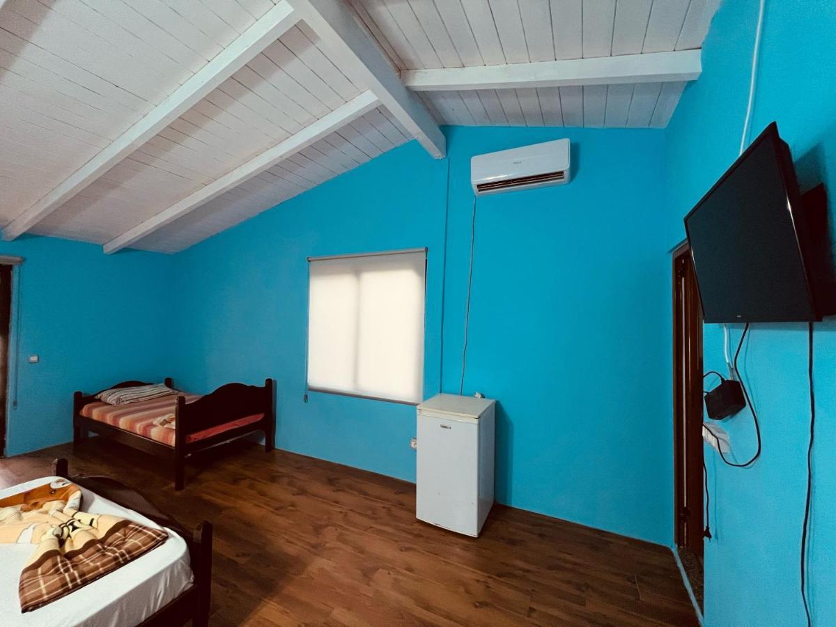Favela Chic Room Plazhi San Pietro Exterior photo
